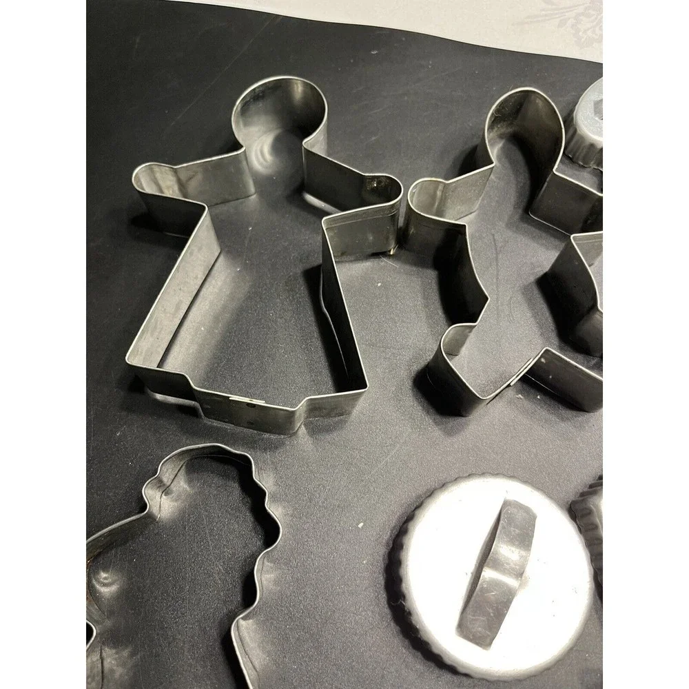 Lot of 15 Vintage Metal Cookie Cutter